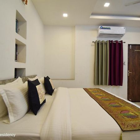 Hotel Keshav Residency Chittorgarh エクステリア 写真